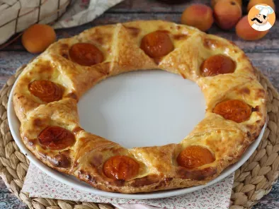 Tarta Oranaise - Aluat de foietaj, cremă patiserie și caise