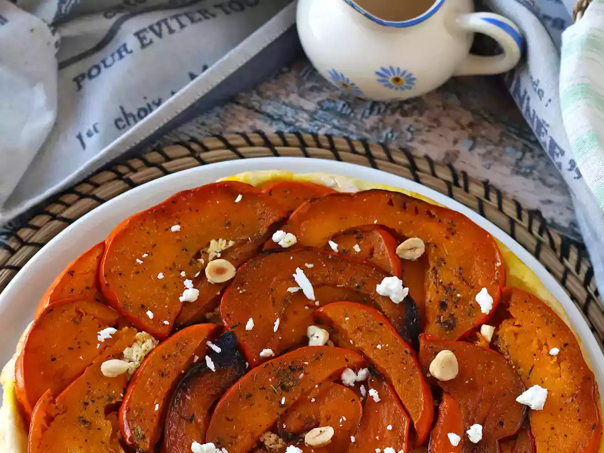 Tartă Tatin cu dovleac, brânză de capră și miere - poza 7