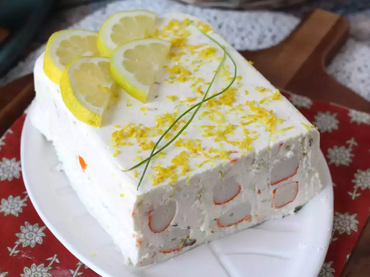 Terină de surimi fără gătire: un aperitiv rece, ușor de preparat și perfect pentru vară - poza 3