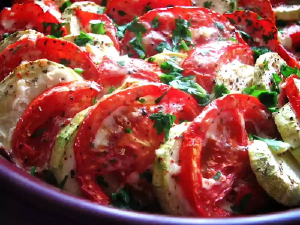 TIAN CU ROSII SI DOVLECEI