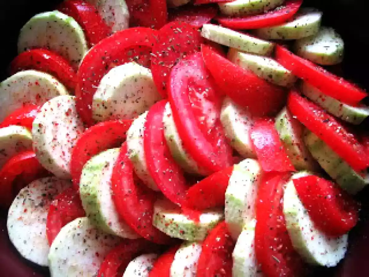 TIAN CU ROSII SI DOVLECEI - poza 2