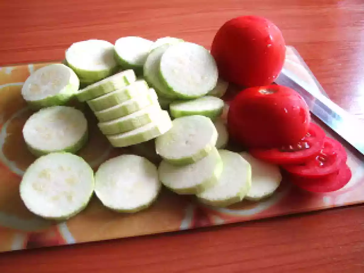 TIAN CU ROSII SI DOVLECEI - poza 3