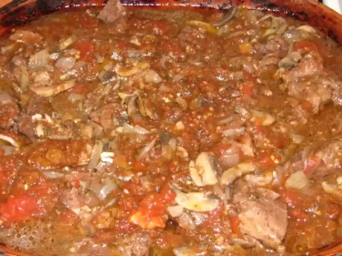 Tocanita cu carne de vita si ciuperci - poza 15