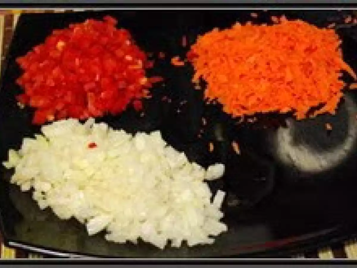 Tocanita cu perisoare de pui - poza 7