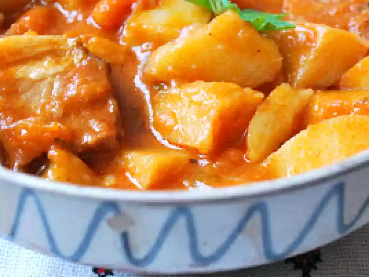 Tocanita de cartofi cu costita afumata! - poza 12