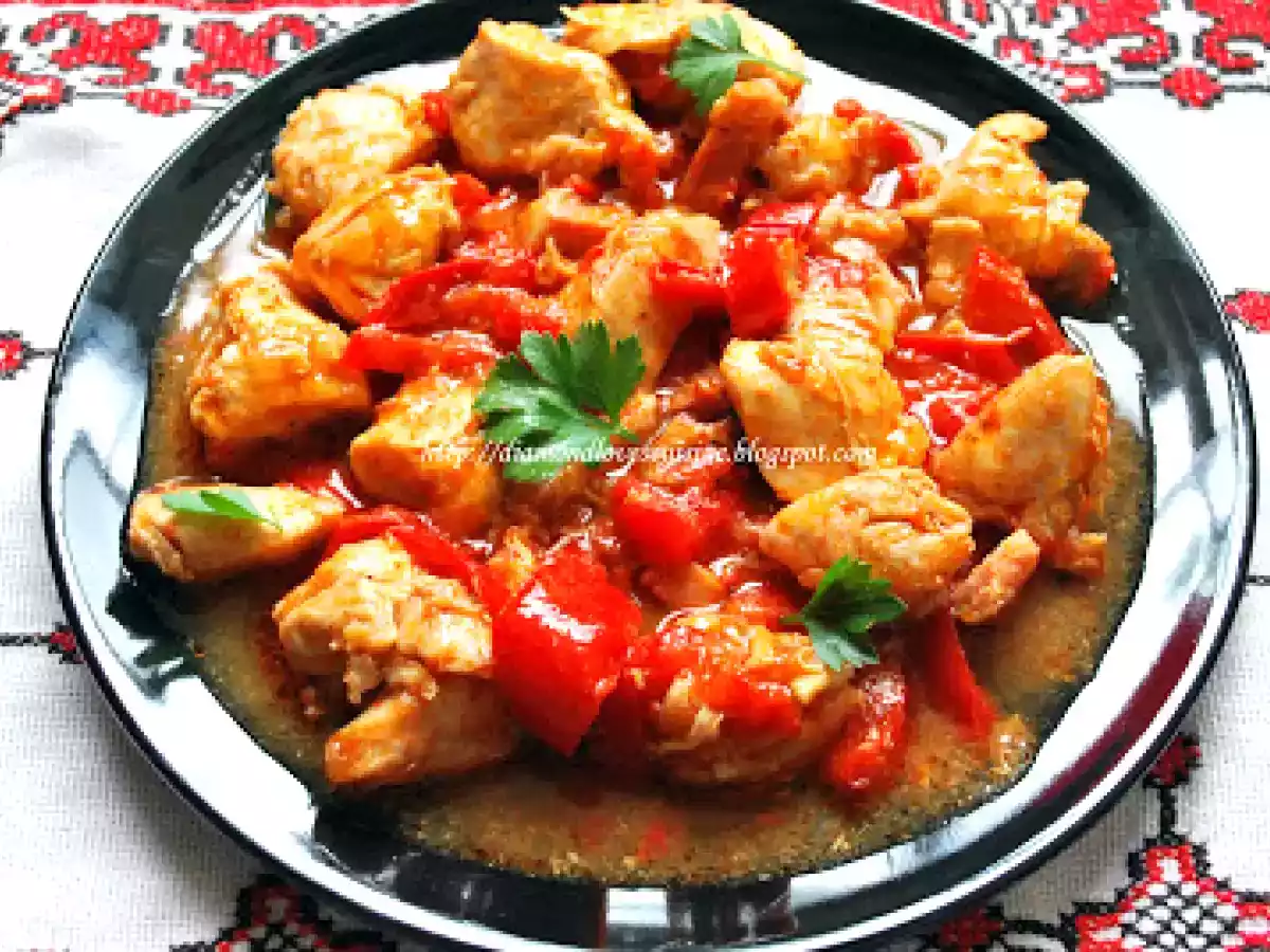 Tocanita de pui cu ardei si bacon - poza 2