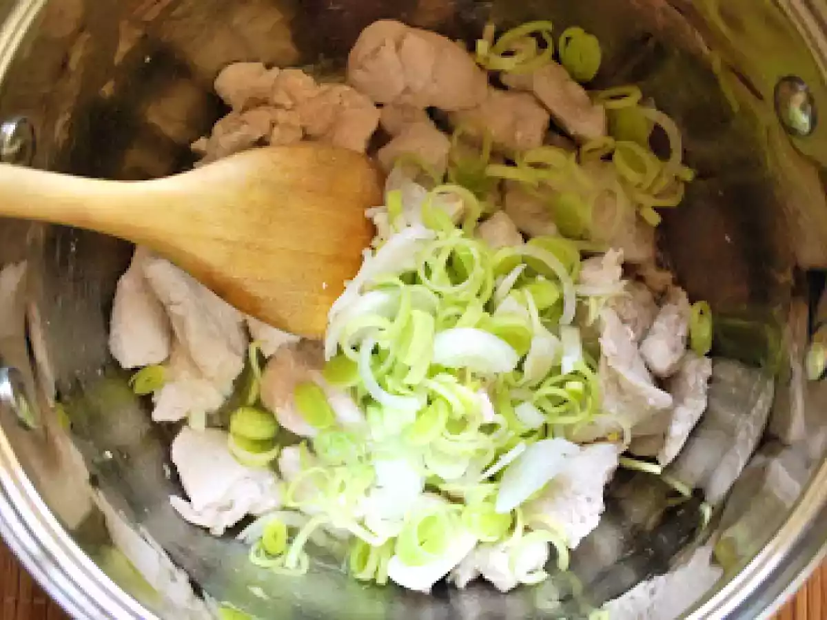 Tocanita de pui cu sos oregano! - poza 5