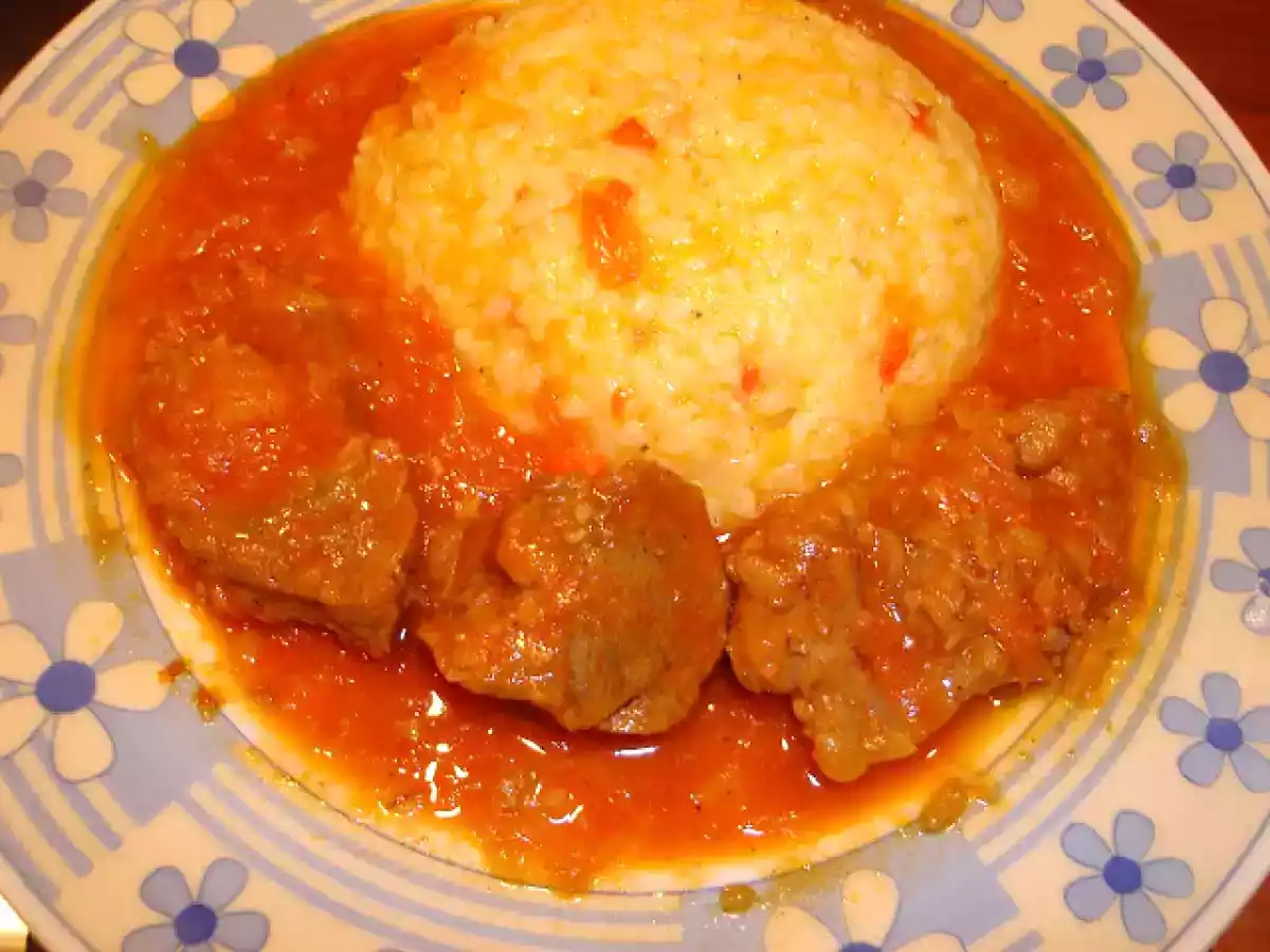 Tocanita de vitel cu orez.