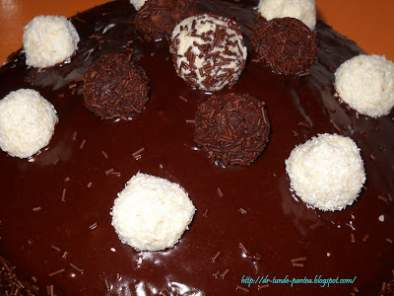 Tort 100% ciocolata - Tort Razvan - poza 4