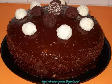 Tort 100% ciocolata - Tort Razvan - poza 6