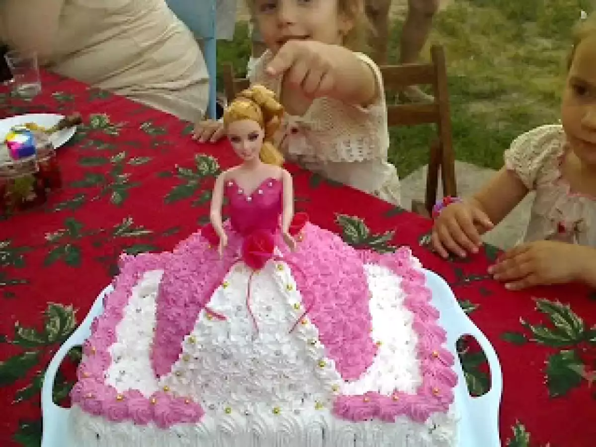 Tort Barbie - poza 3