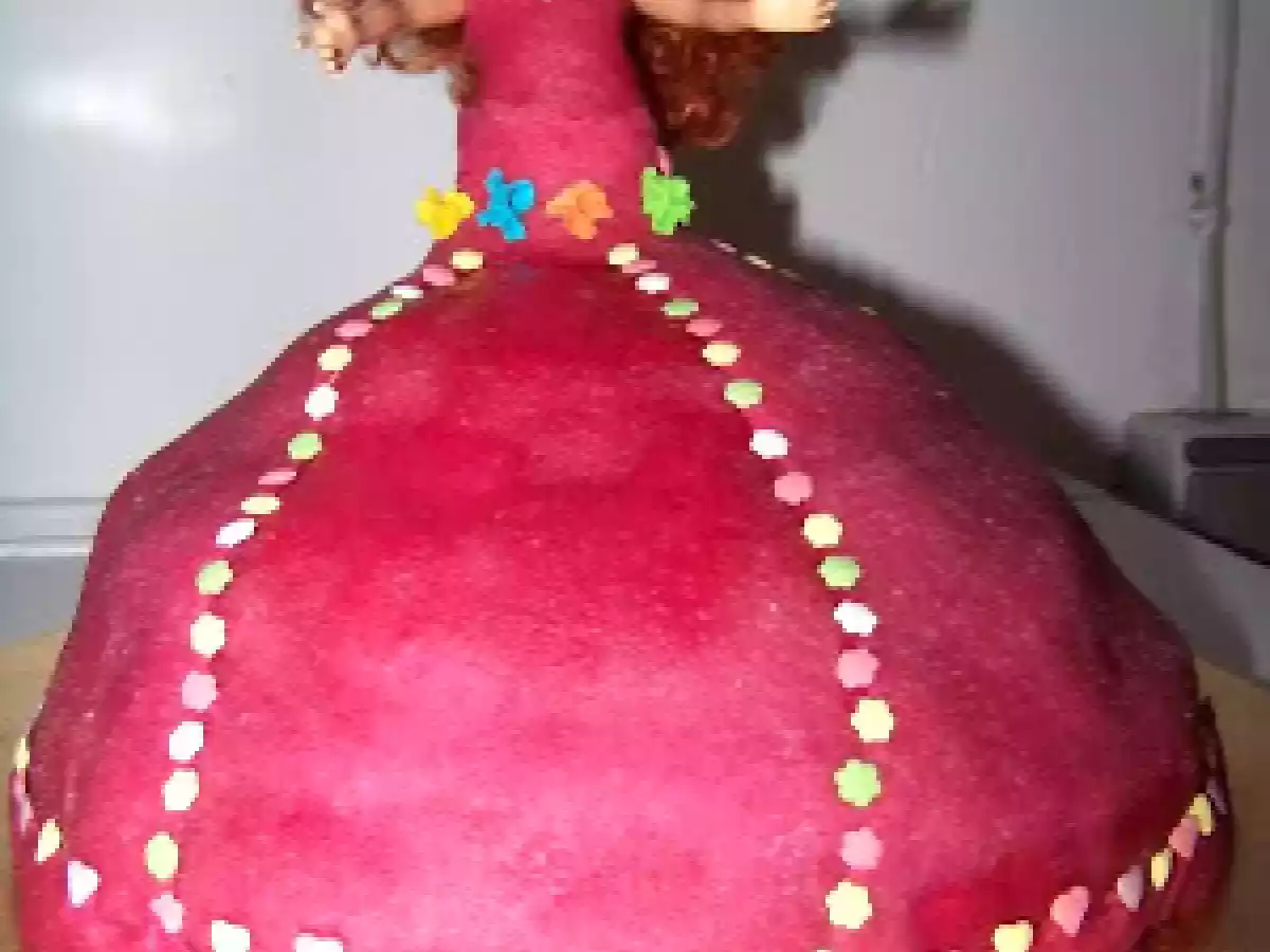 Tort Barbie - poza 2