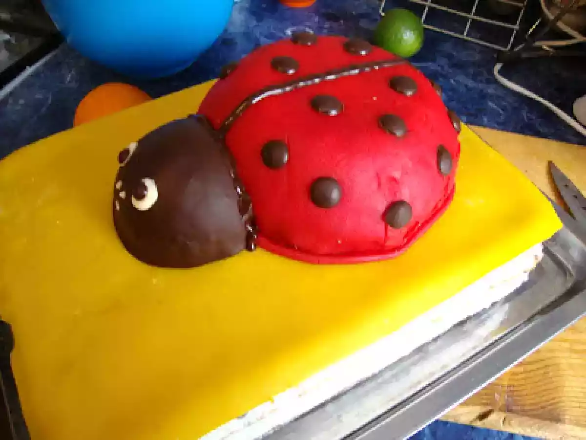 Tort Buburuza vesela - poza 10