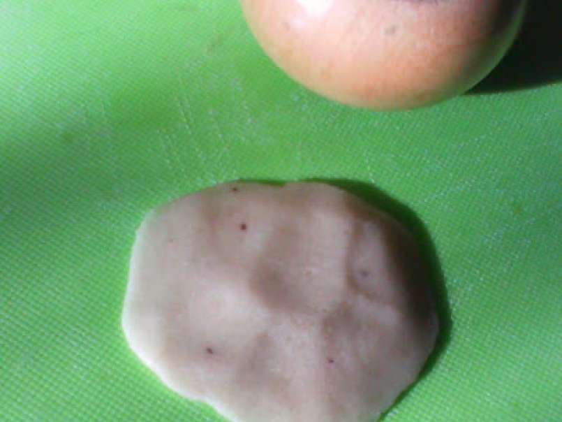 Tort Buturuga cu crema de nuca si ciuperci din martipan - poza 10