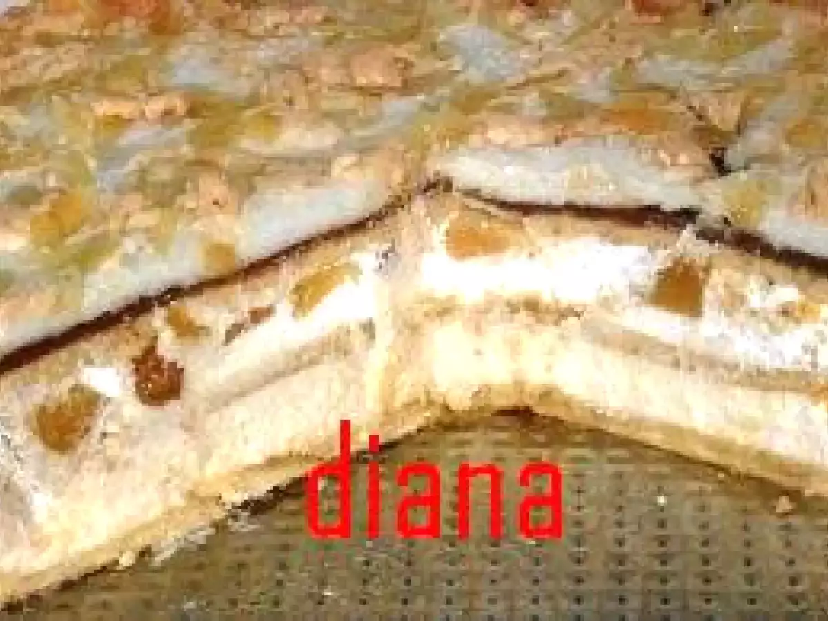 Tort cu bezea si fulgi de migdale - poza 2