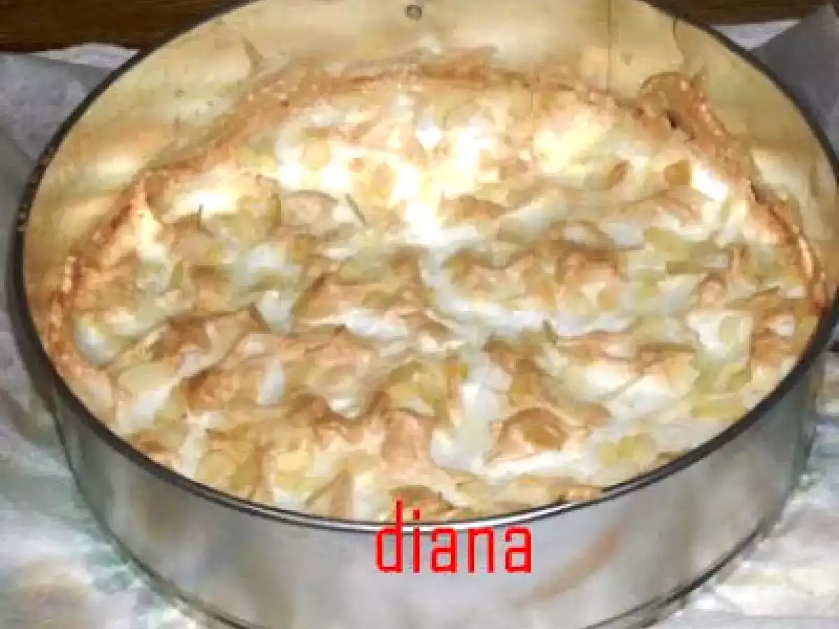 Tort cu bezea si fulgi de migdale - poza 3