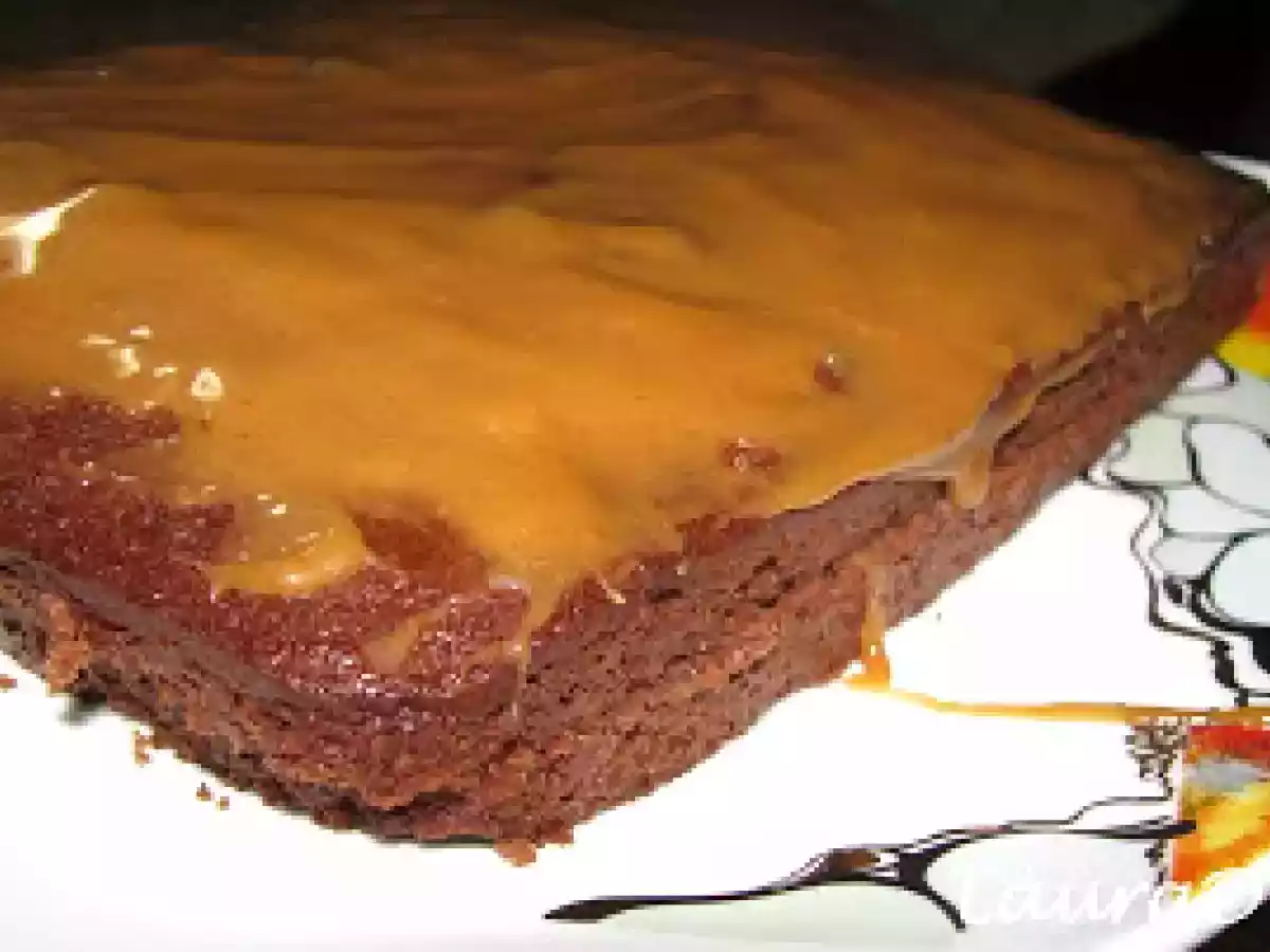 Tort cu bucati si crema de caramele - poza 2