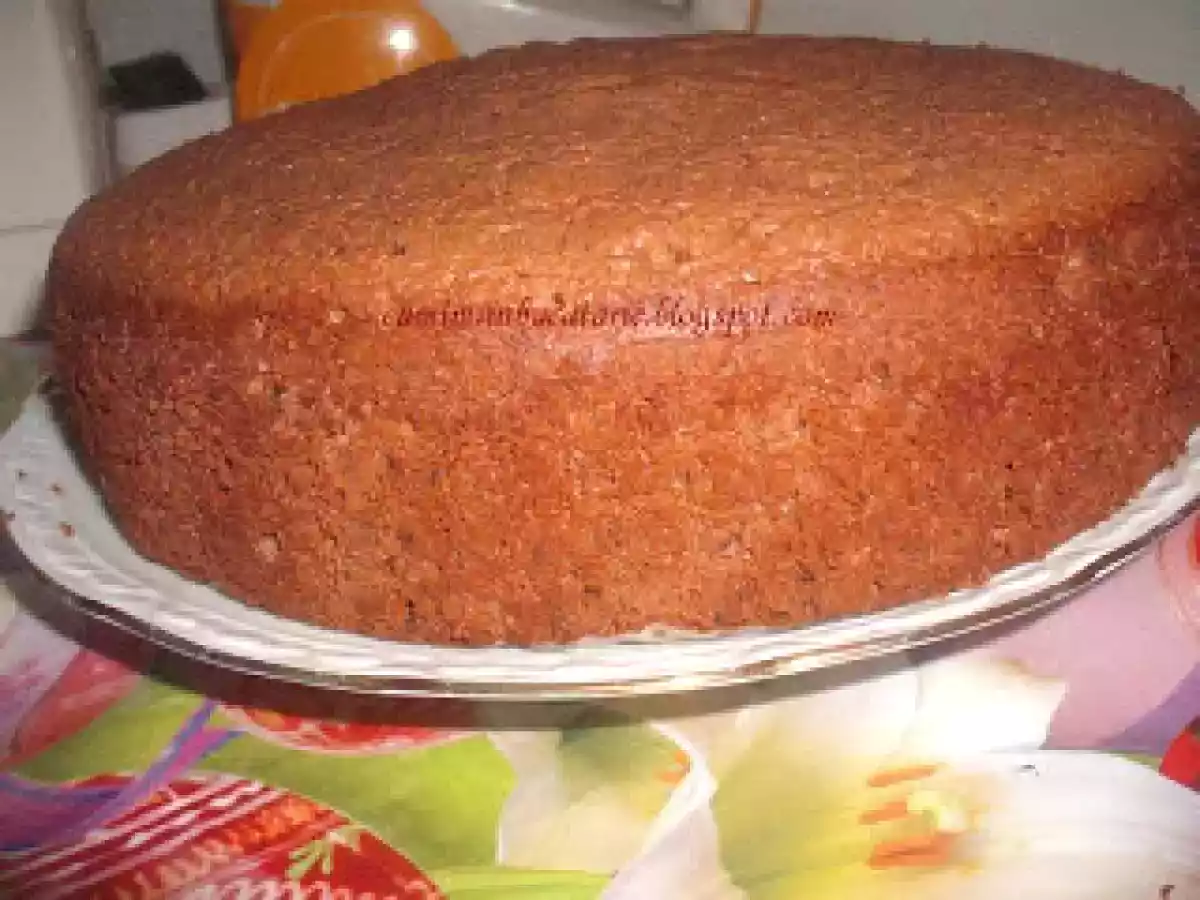 TORT CU CIOCOLATA, ANANAS SI FRISCA - poza 3