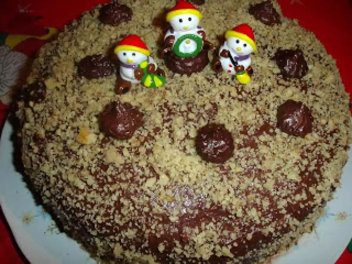 Tort cu Ciocolata si Nuca
