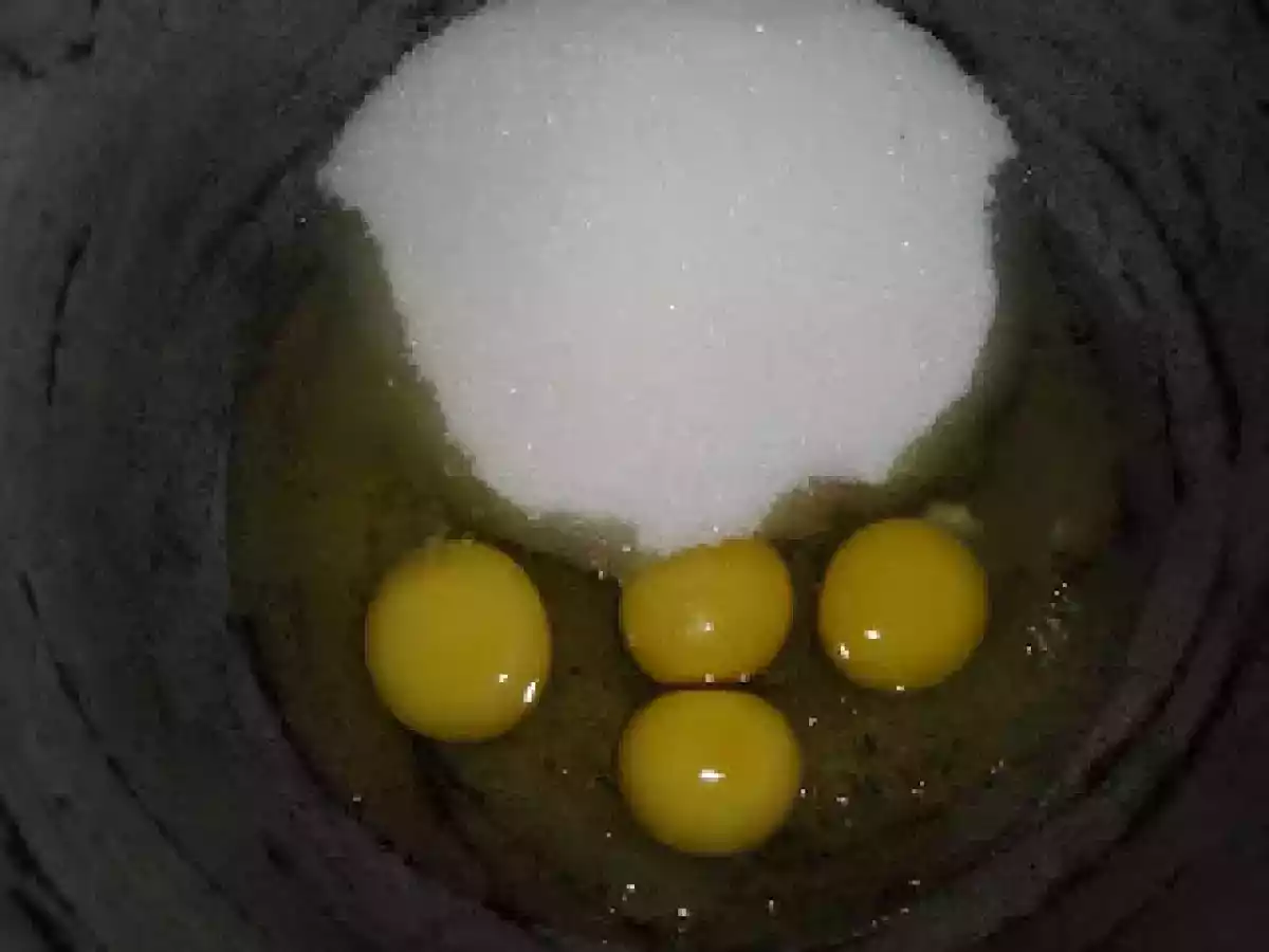 Tort cu Ciocolata si Nuca - poza 7