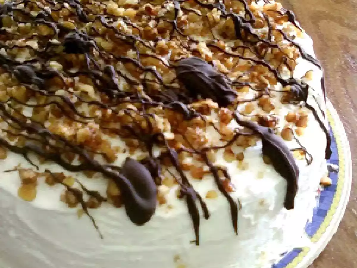 Tort cu ciocolata si unt de arahide