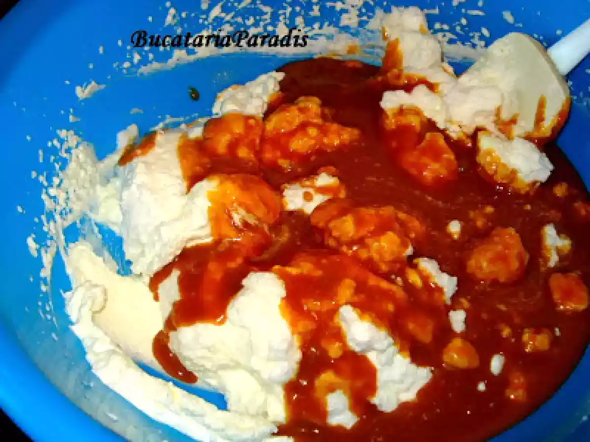 TORT CU CREMA CARAMEL LISSA - poza 14