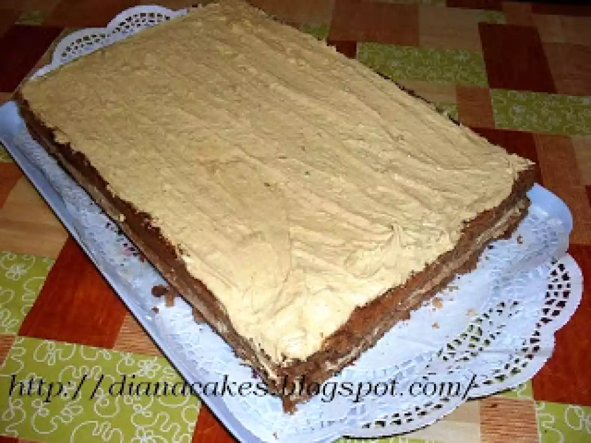 Tort cu crema caramel si nuca - poza 12