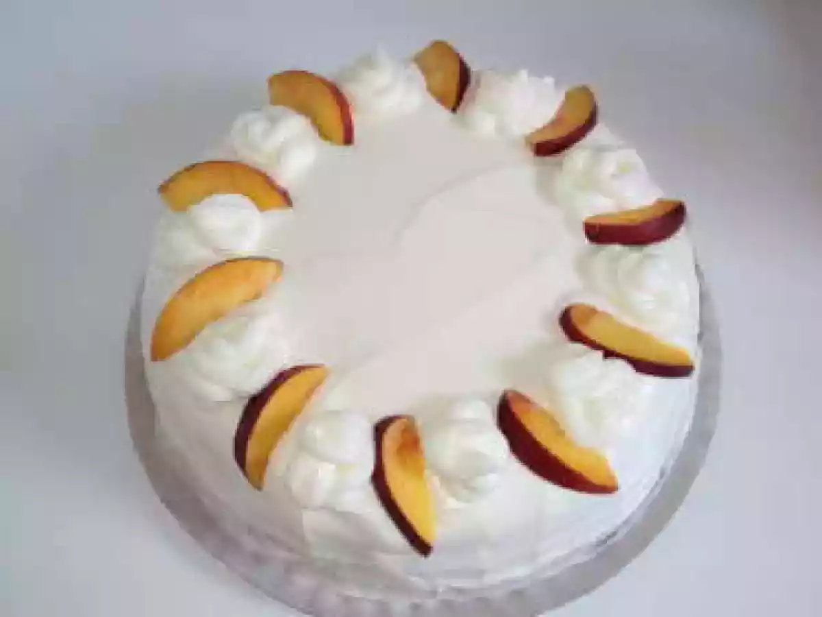Tort cu crema de lamaie, frisca si nectarine - poza 2