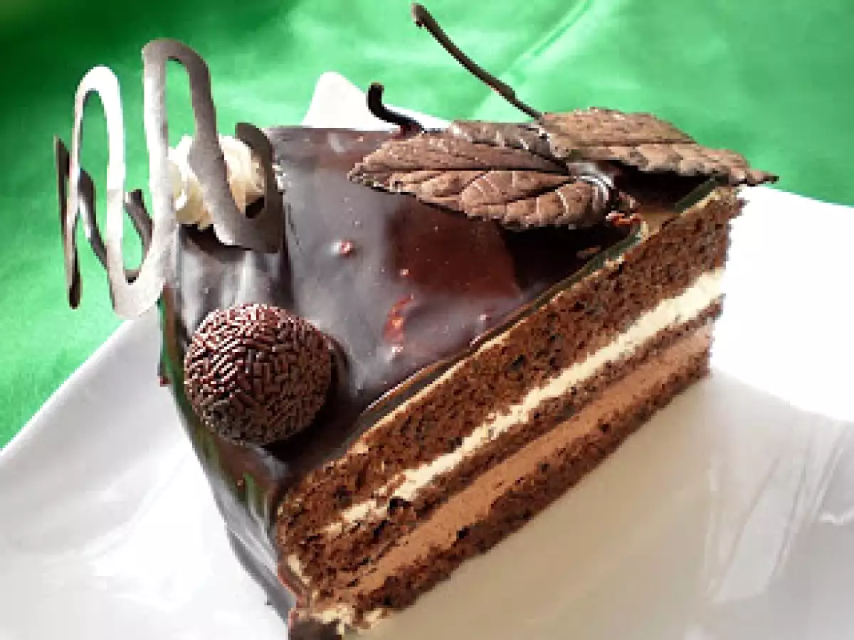 Tort cu crema de trufe - poza 4