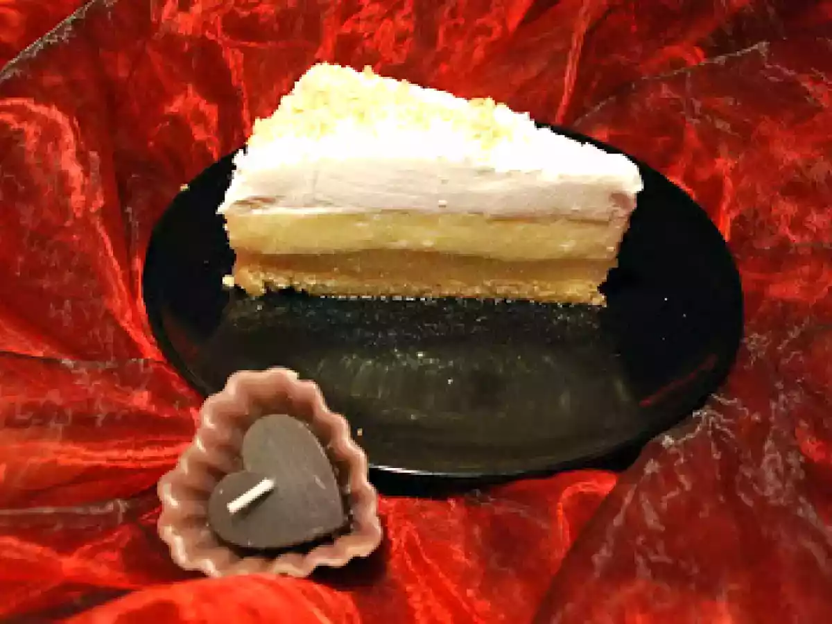 Tort cu crema de vanilie si mere - poza 3