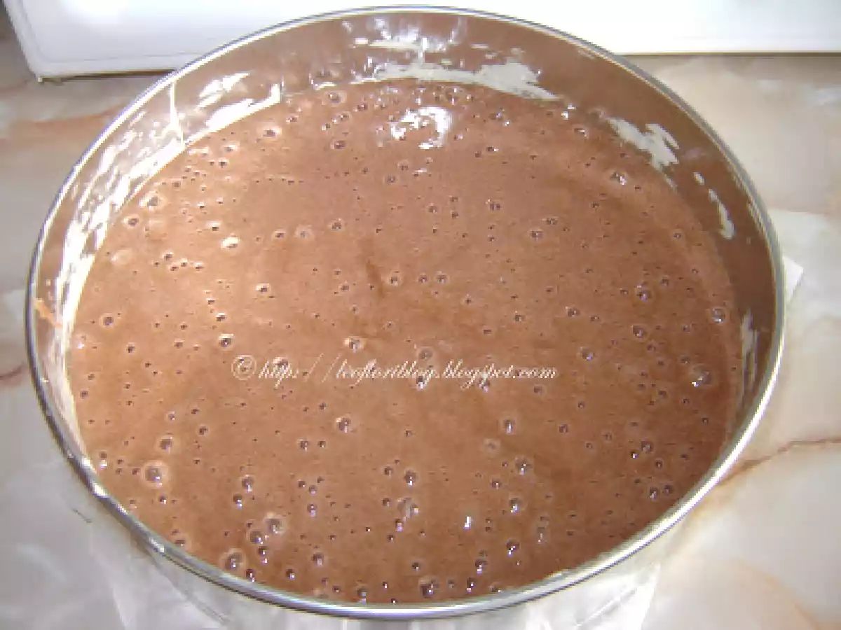 Tort cu crema de vanilie si zmeura / Vanilla and raspberry cream torte - poza 3