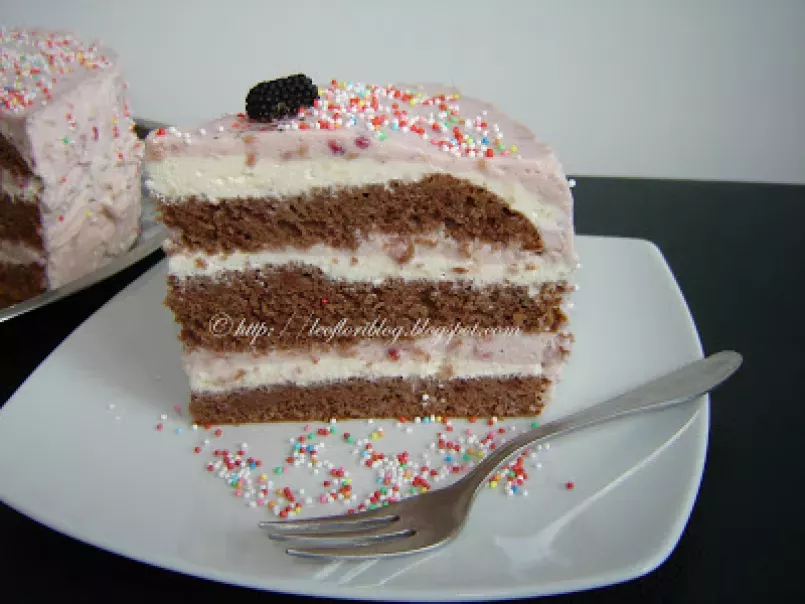 Tort cu crema de vanilie si zmeura / Vanilla and raspberry cream torte - poza 16