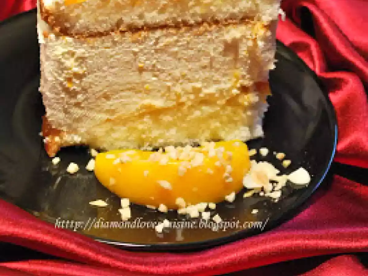 Tort cu crema fina de frisca si branza - poza 2