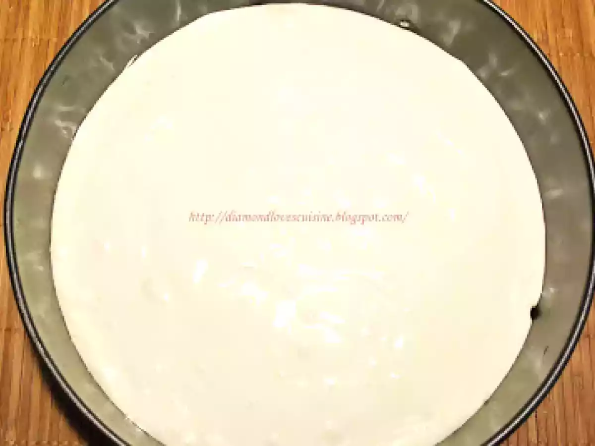 Tort cu crema fina de frisca si branza - poza 7