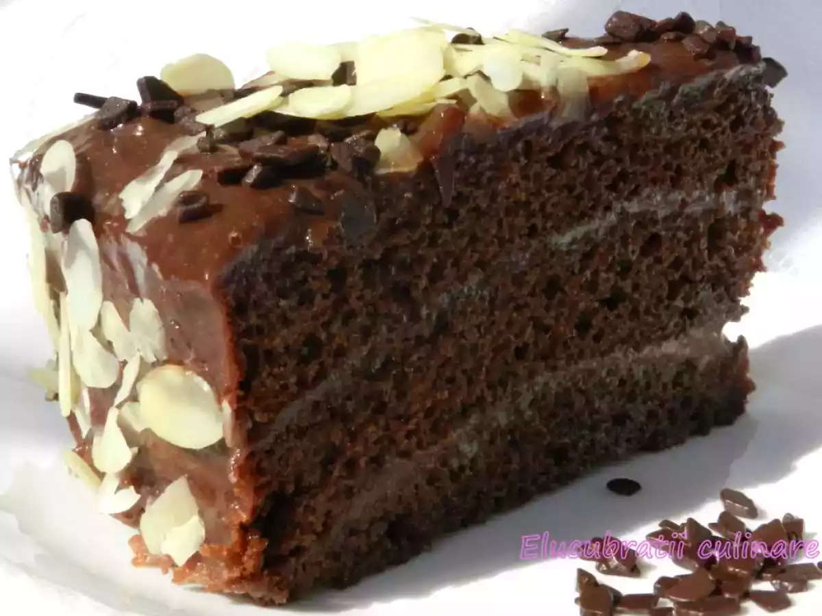 Tort cu cremă Nutella - poza 2