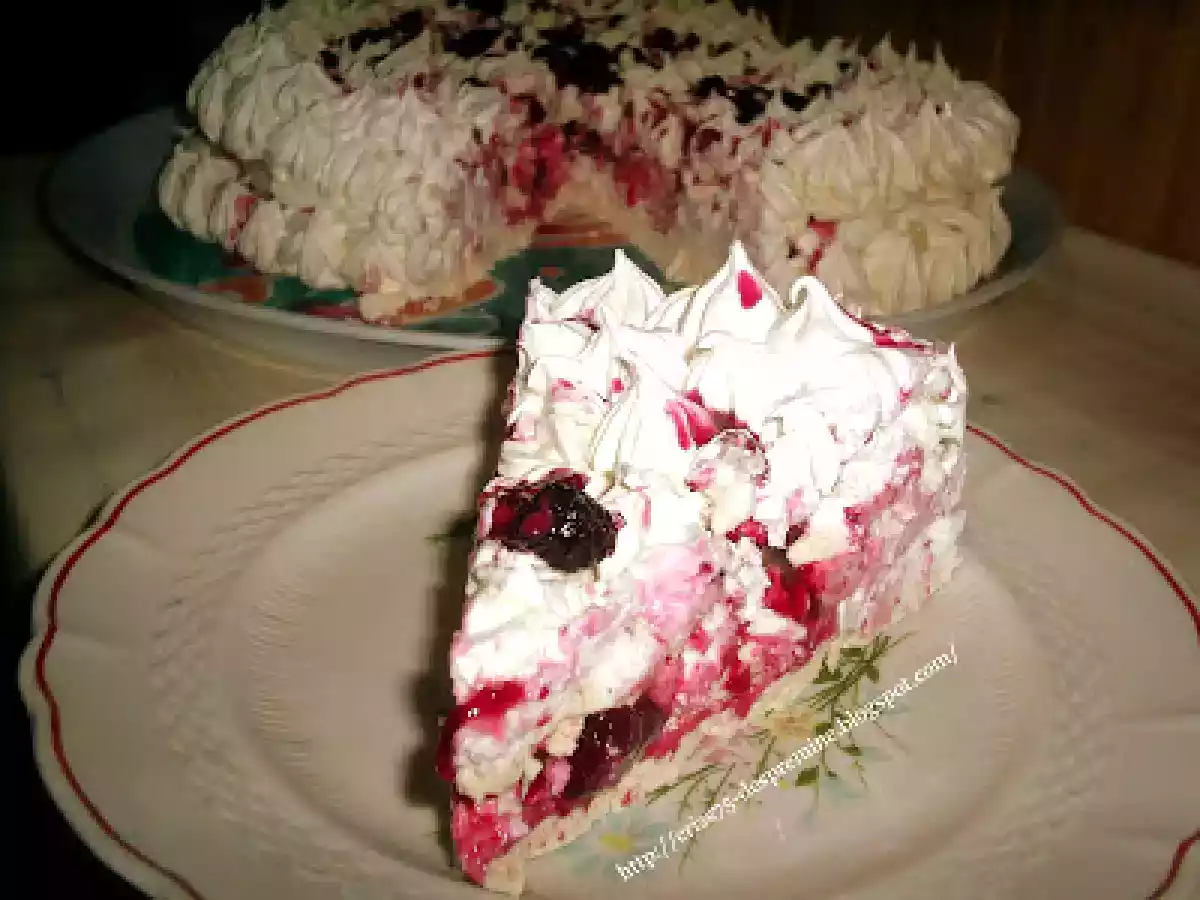 Tort cu foi de bezea (Pavlova II)