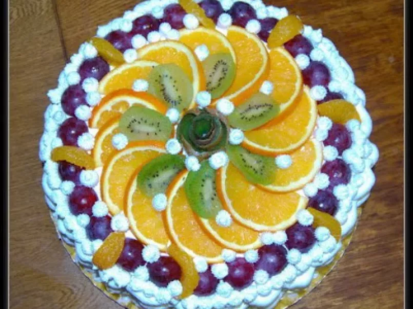 Tort cu kiwi si portocale