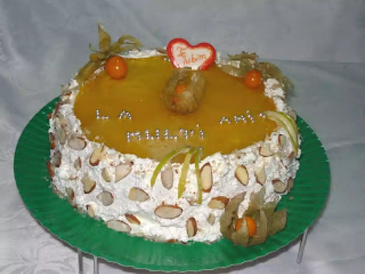 Tort cu fulgi de migdale