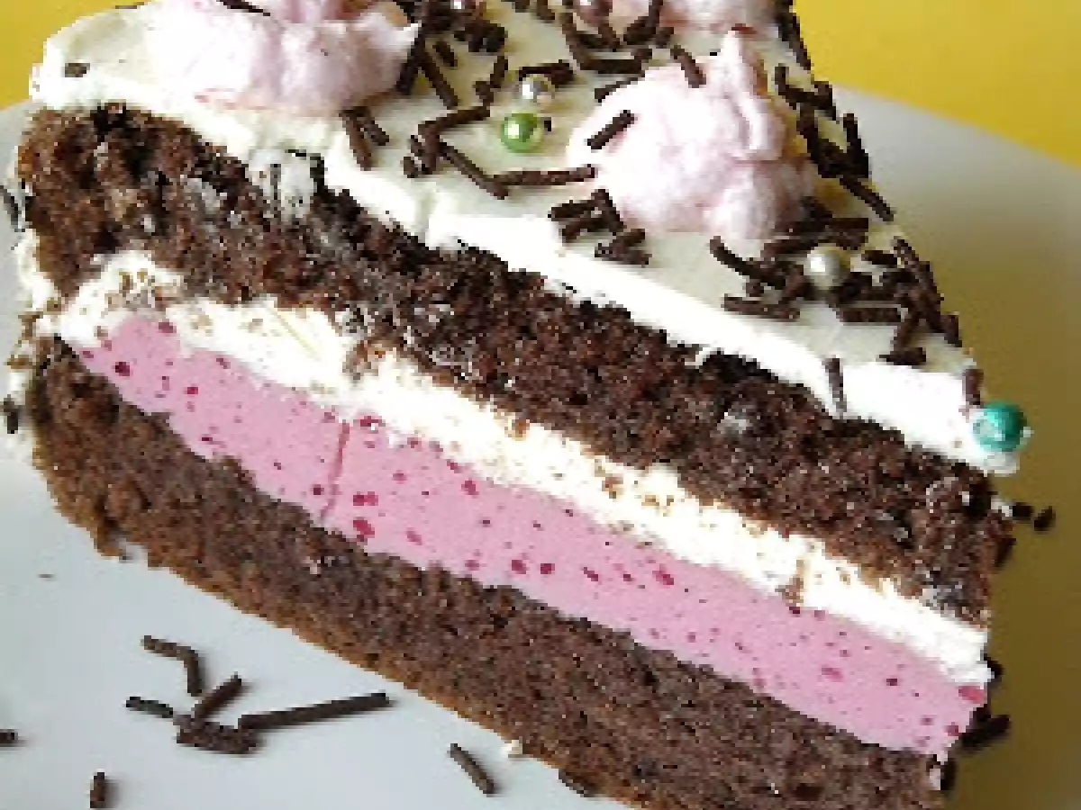 Tort cu ganache de ciocolata alba si visine - poza 4