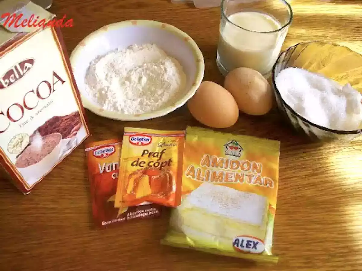 Tort cu iaurt de capsuni si frisca - poza 2