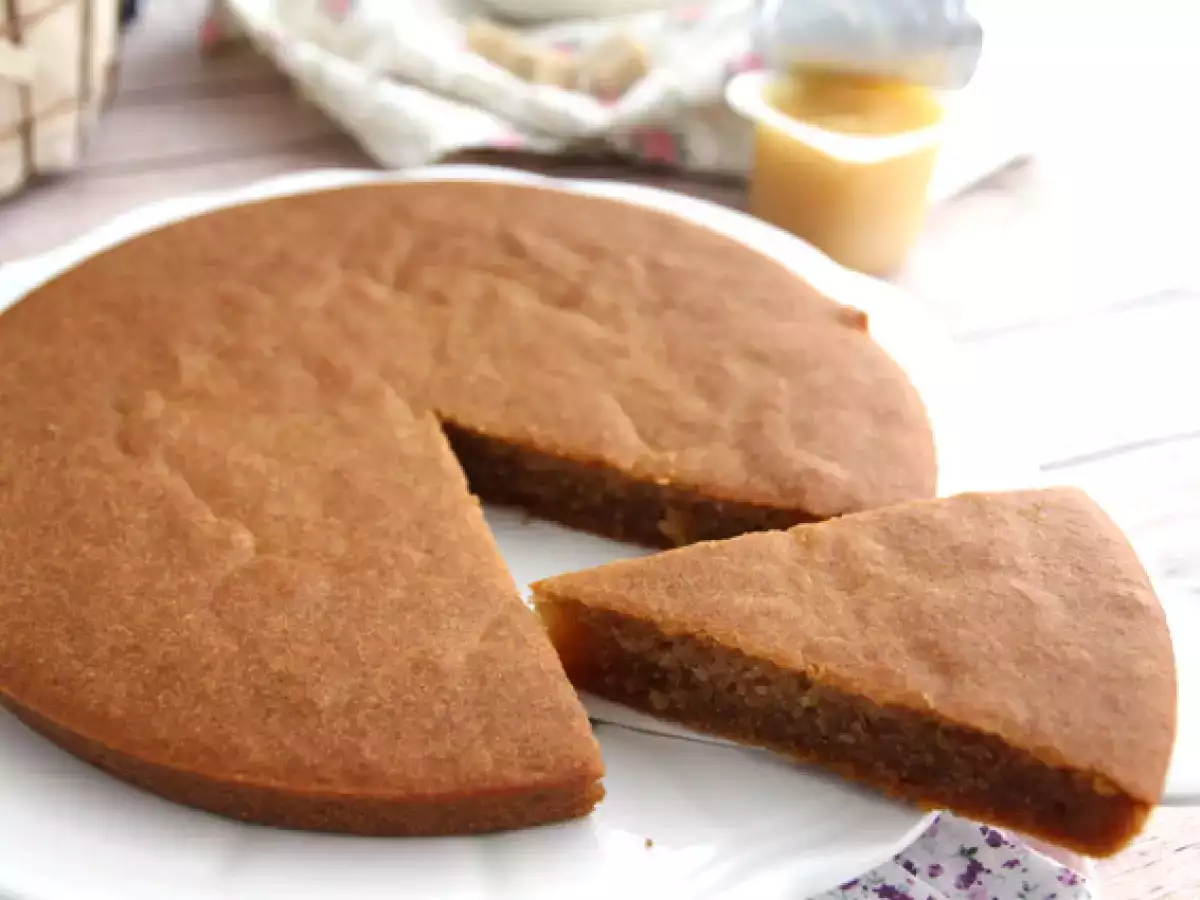 Tort cu iaurt de soia si piure de mere (vegan si fara gluten) - poza 3