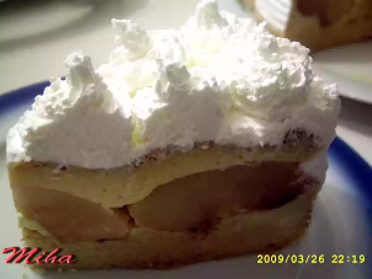 Tort cu mere si crema de zahar ars