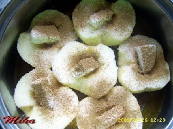 Tort Cu Mere Si Crema De Zahar Ars Rețetă Petitchef