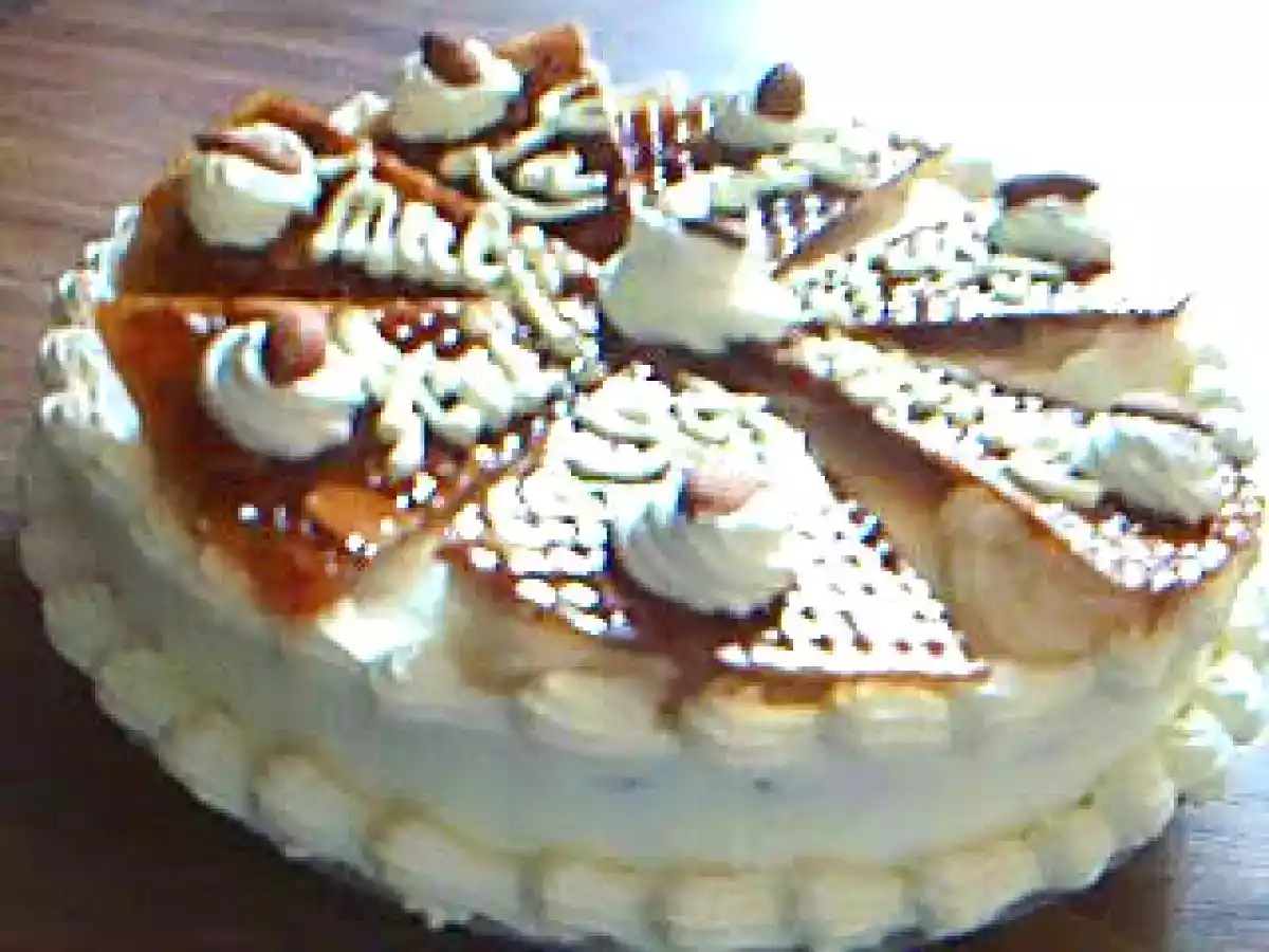 Tort cu migdale si crema de vanilie - poza 2