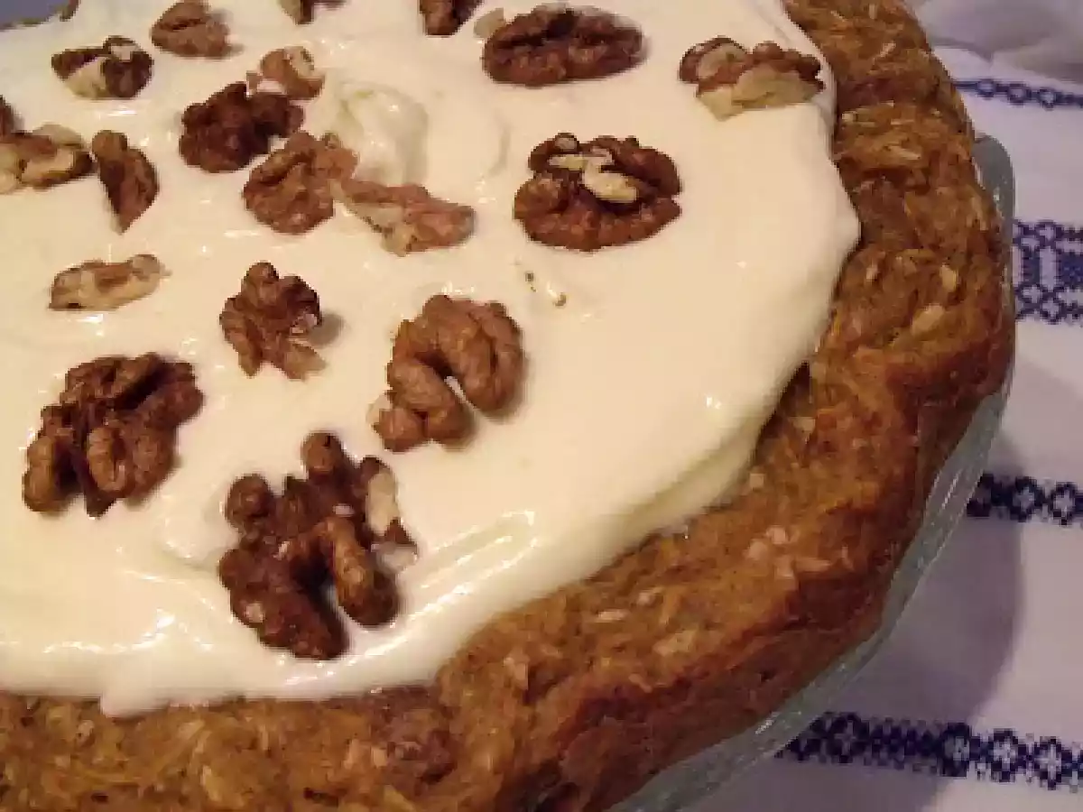 Tort cu morcovi si banane(carrots and bananas cake)