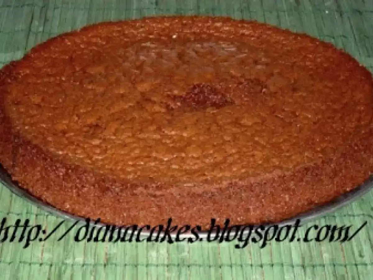 Tort cu mousse de ciocolata si iaurt de capsuni - poza 4