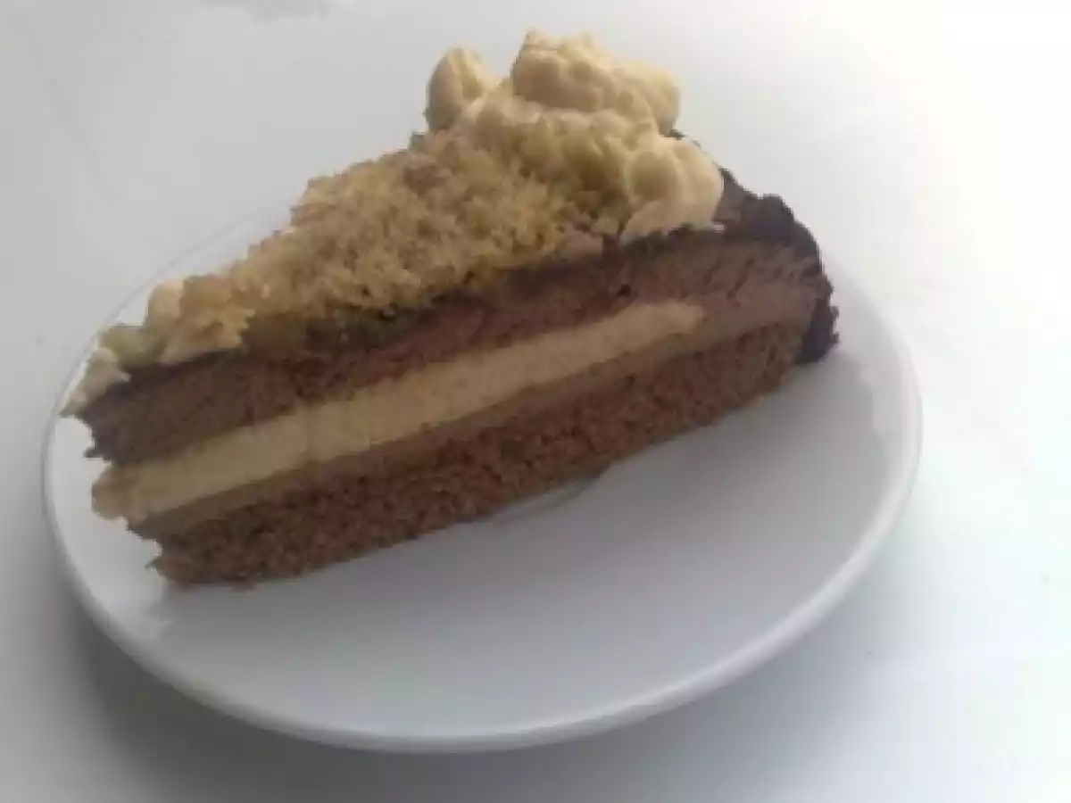 Tort cu mousse de ciocolata si vanilie