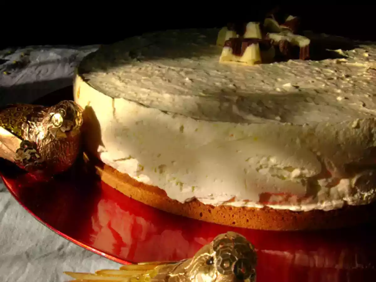 Tort cu mousse de mandarine