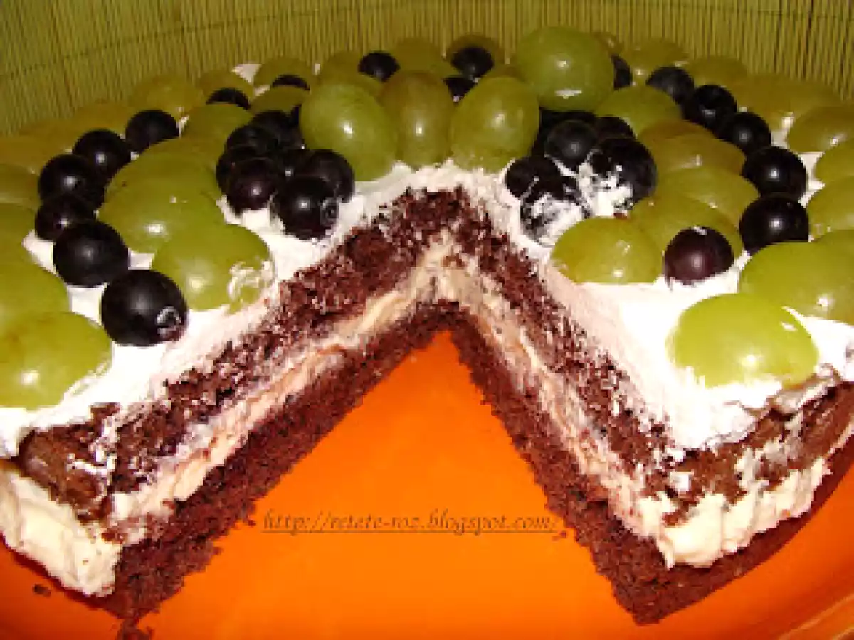 Tort cu struguri - poza 13