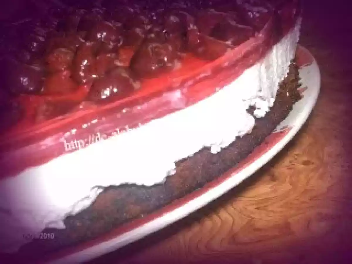 Tort cu visine si iaurt - poza 4